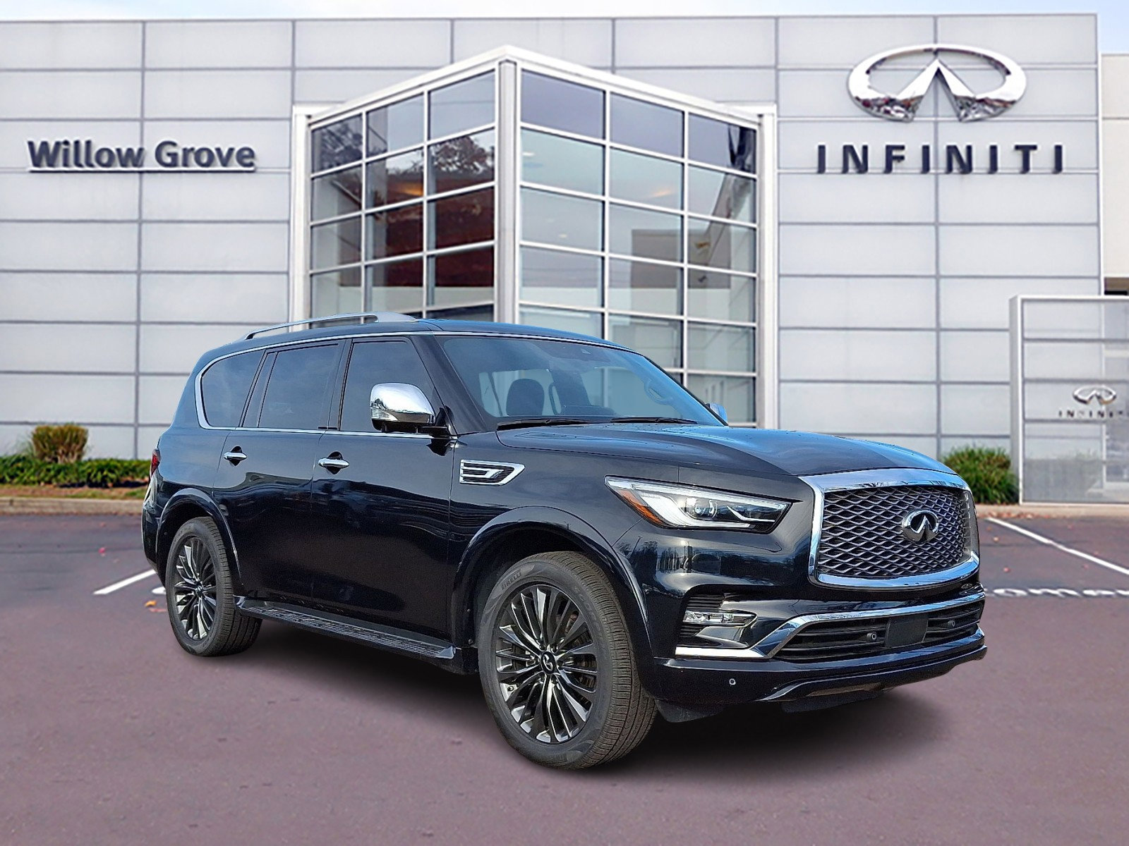 Used 2024 INFINITI QX80 Sensory w/ Cargo Package image 1