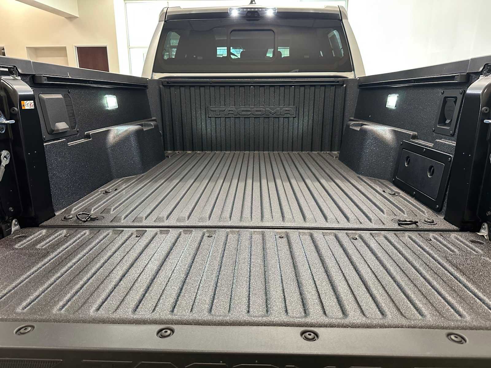 New 2026 Toyota Tacoma TRD Off-Road AWD/4WD image 30
