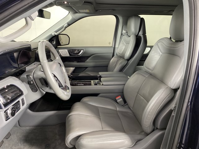 Used 2021 Lincoln Navigator Reserve w/ Luxury Package AWD/4WD image 18
