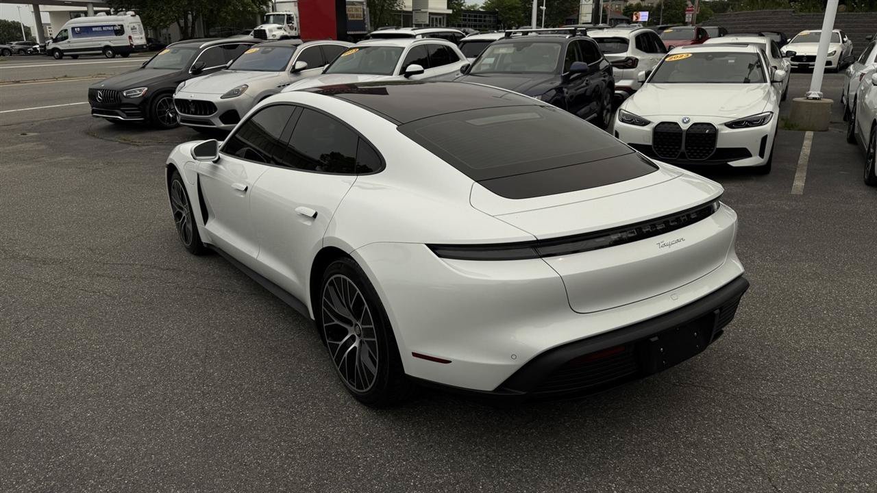 Used 2021 Porsche Taycan RWD image 12