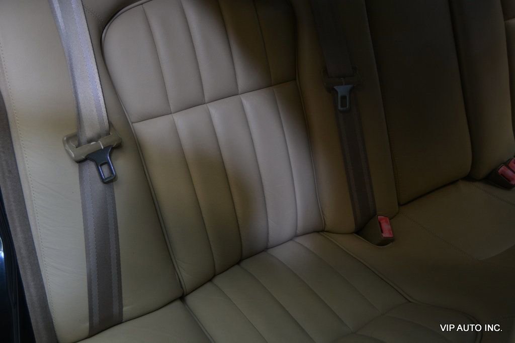 Used 2000 Jaguar XJ8 image 24