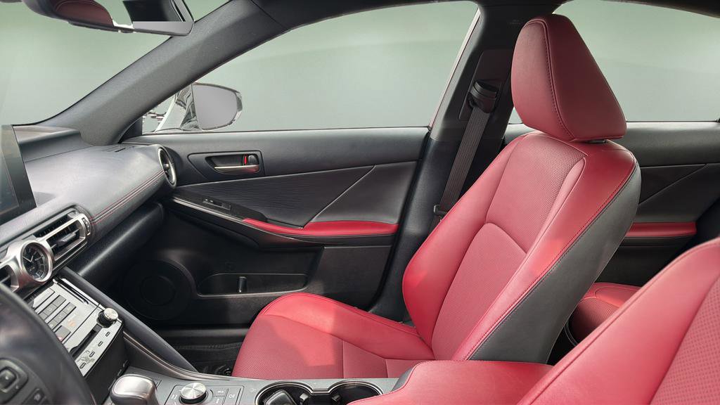 Certified 2022 Lexus IS 300 AWD w/ Premium Package image 13