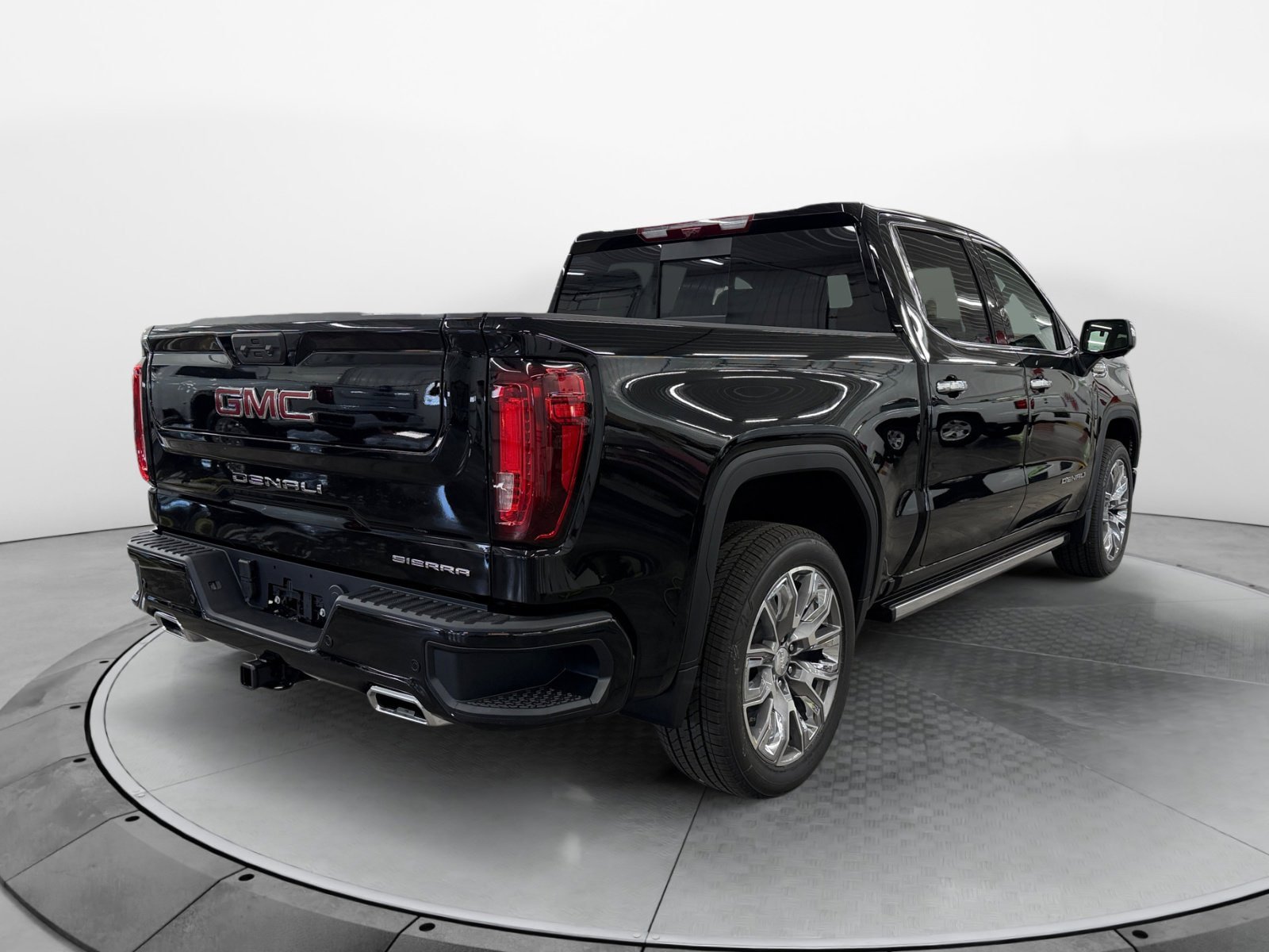 New 2026 GMC Sierra 1500 Denali w/ Denali Reserve Package AWD/4WD image 5