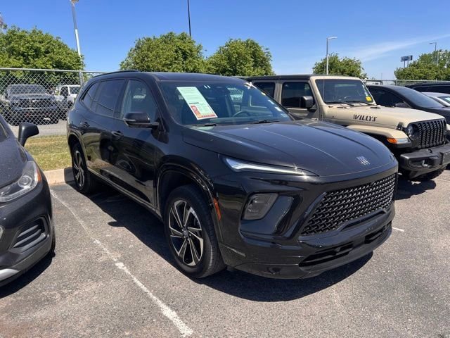 Used 2025 Buick Enclave Sport Touring AWD/4WD image 1