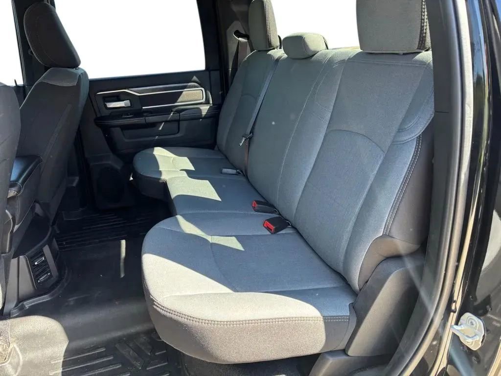 Used 2024 RAM 3500 Big Horn AWD/4WD image 26