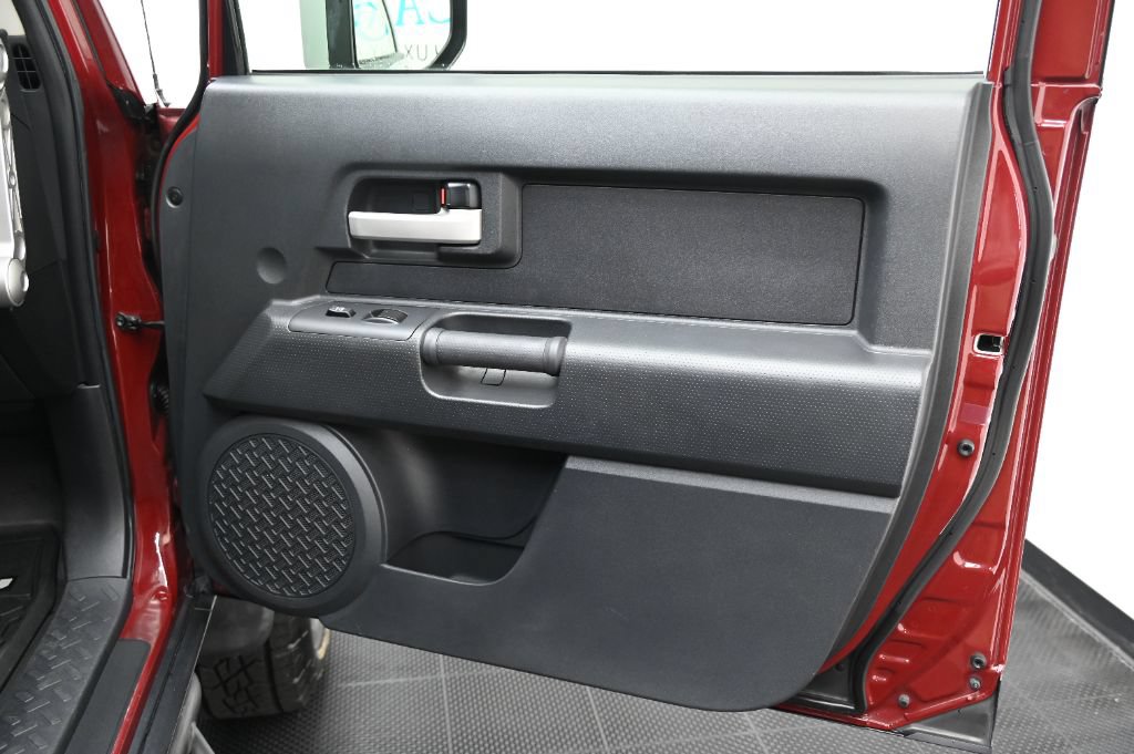 Used 2008 Toyota FJ Cruiser 4WD image 19