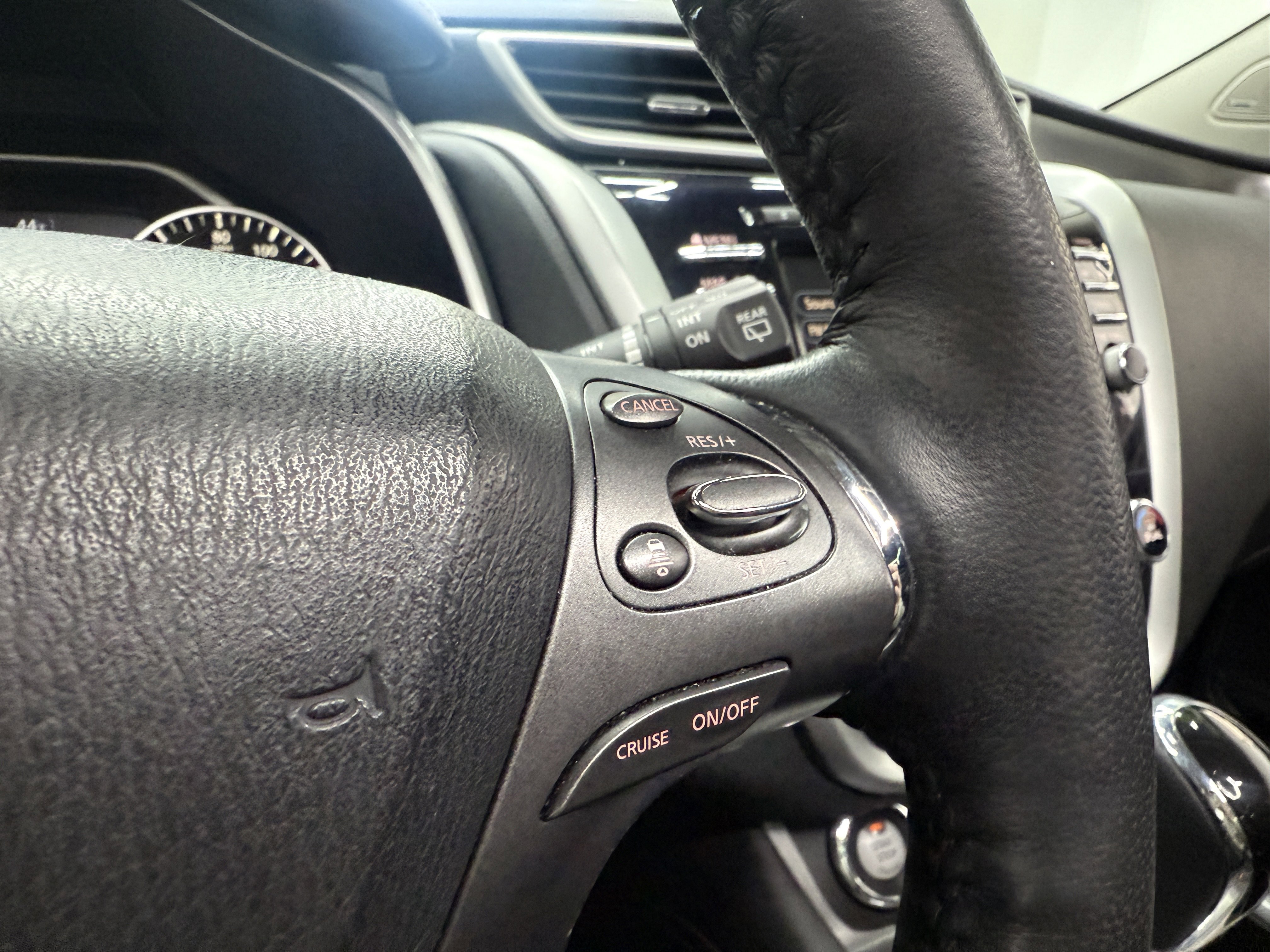 Used 2021 Nissan Murano SL image 18