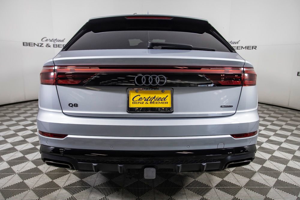 Used 2025 Audi Q8 Prestige image 11