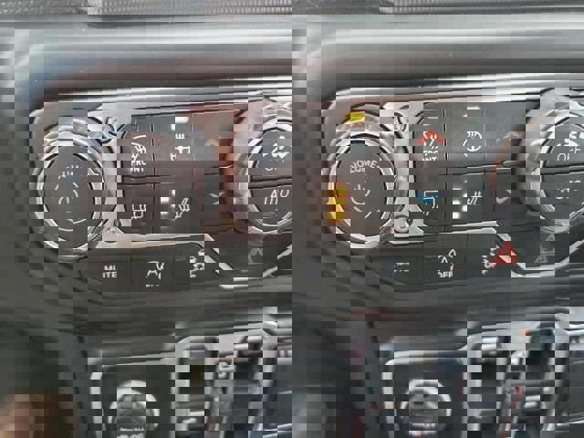 Used 2023 Jeep Wrangler Unlimited Sahara w/ Cold Weather Group image 13