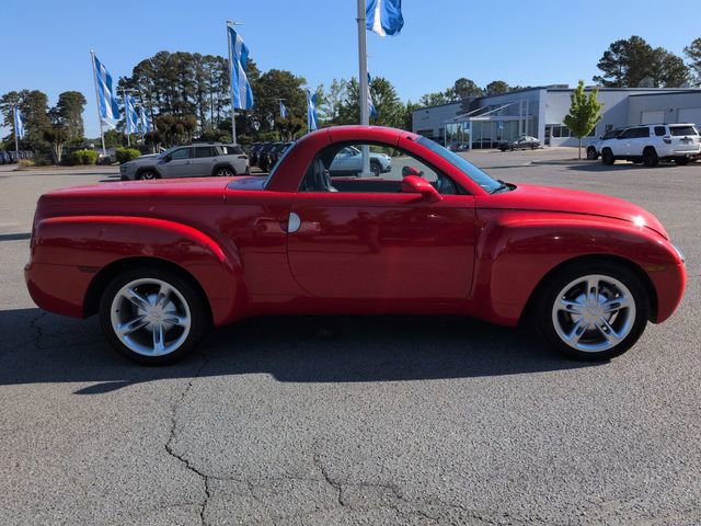Used 2003 Chevrolet SSR w/ Preferred Equipment Group RWD video 2