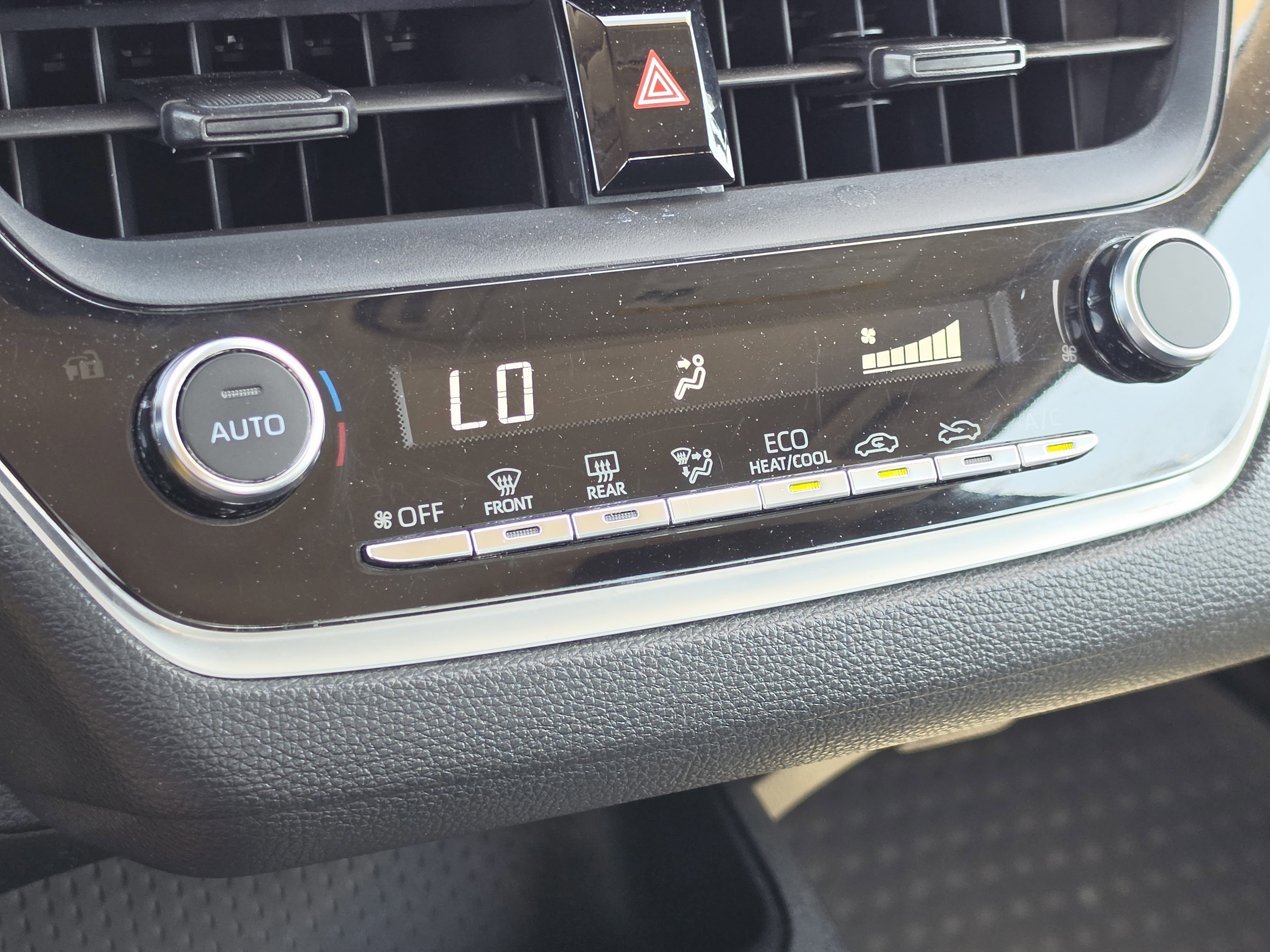 Used 2023 Toyota Corolla LE FWD image 21