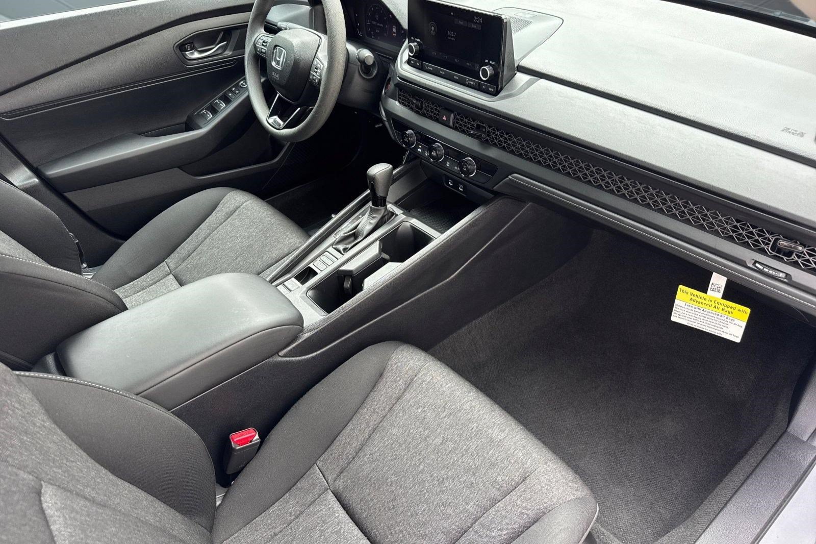 Certified 2025 Honda Accord LX image 32