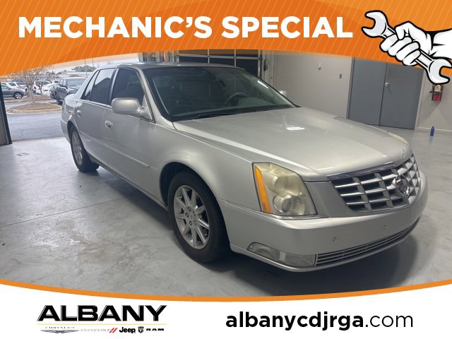 Used 2010 Cadillac DTS Luxury image 1