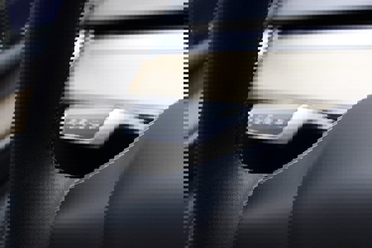 Used 2024 Tesla Model Y Performance image 39