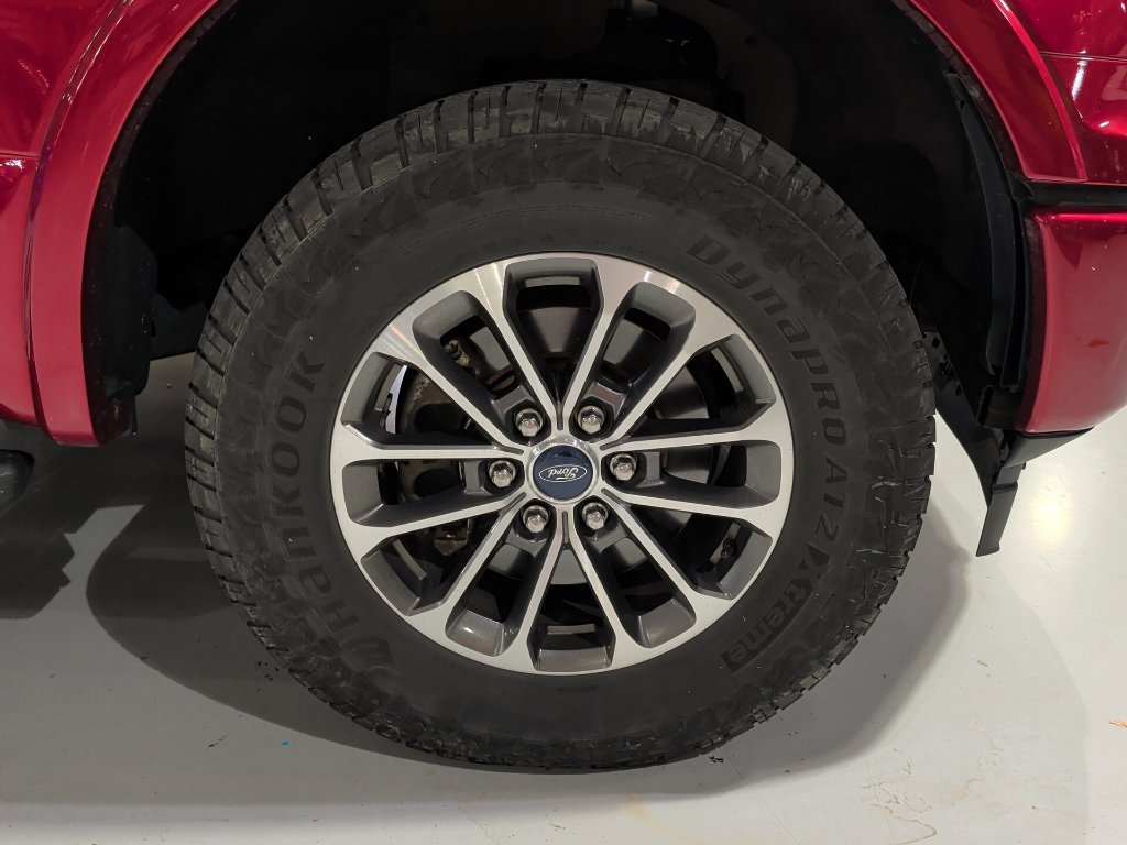 Used 2018 Ford F150 XLT w/ Equipment Group 302A Luxury AWD/4WD image 7