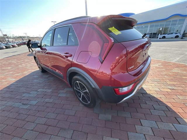 Used 2024 Kia Niro EX image 15