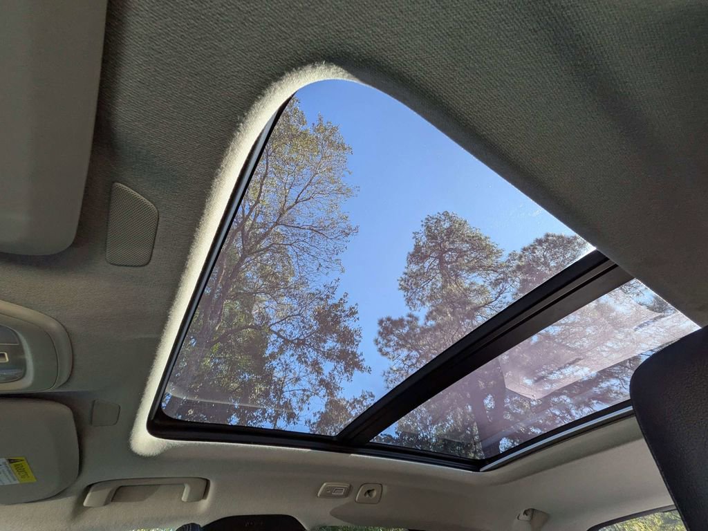 New 2026 Volvo XC40 B4 Core image 22