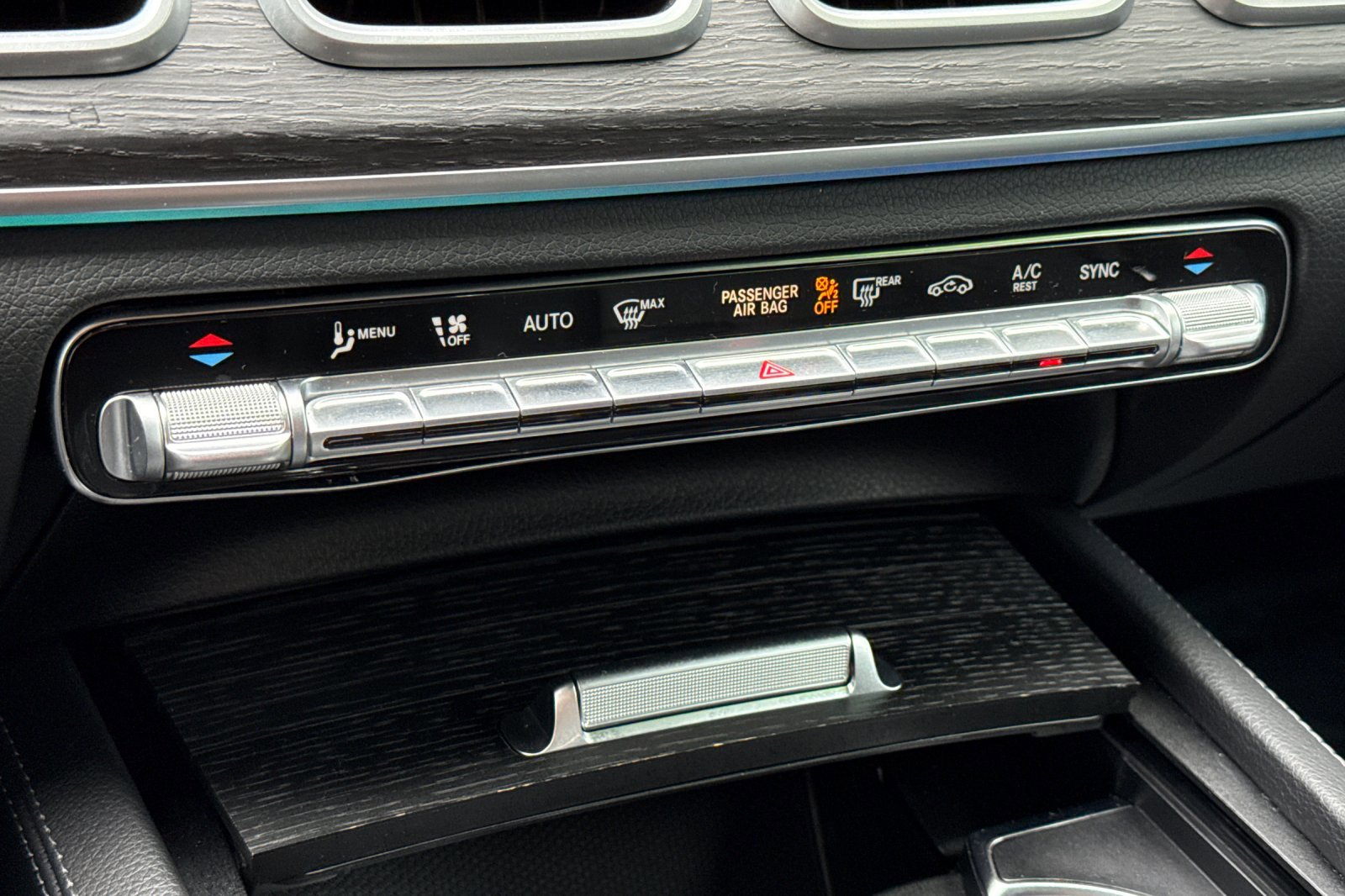 Certified 2022 Mercedes-Benz GLS 450 4MATIC image 22