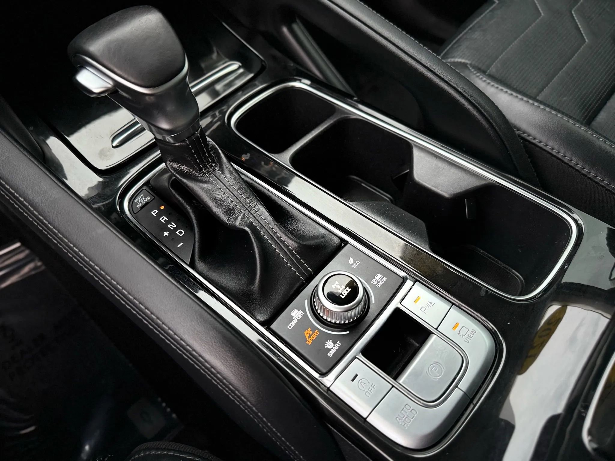 Used 2021 Kia Telluride SX w/ SX Prestige Package image 44