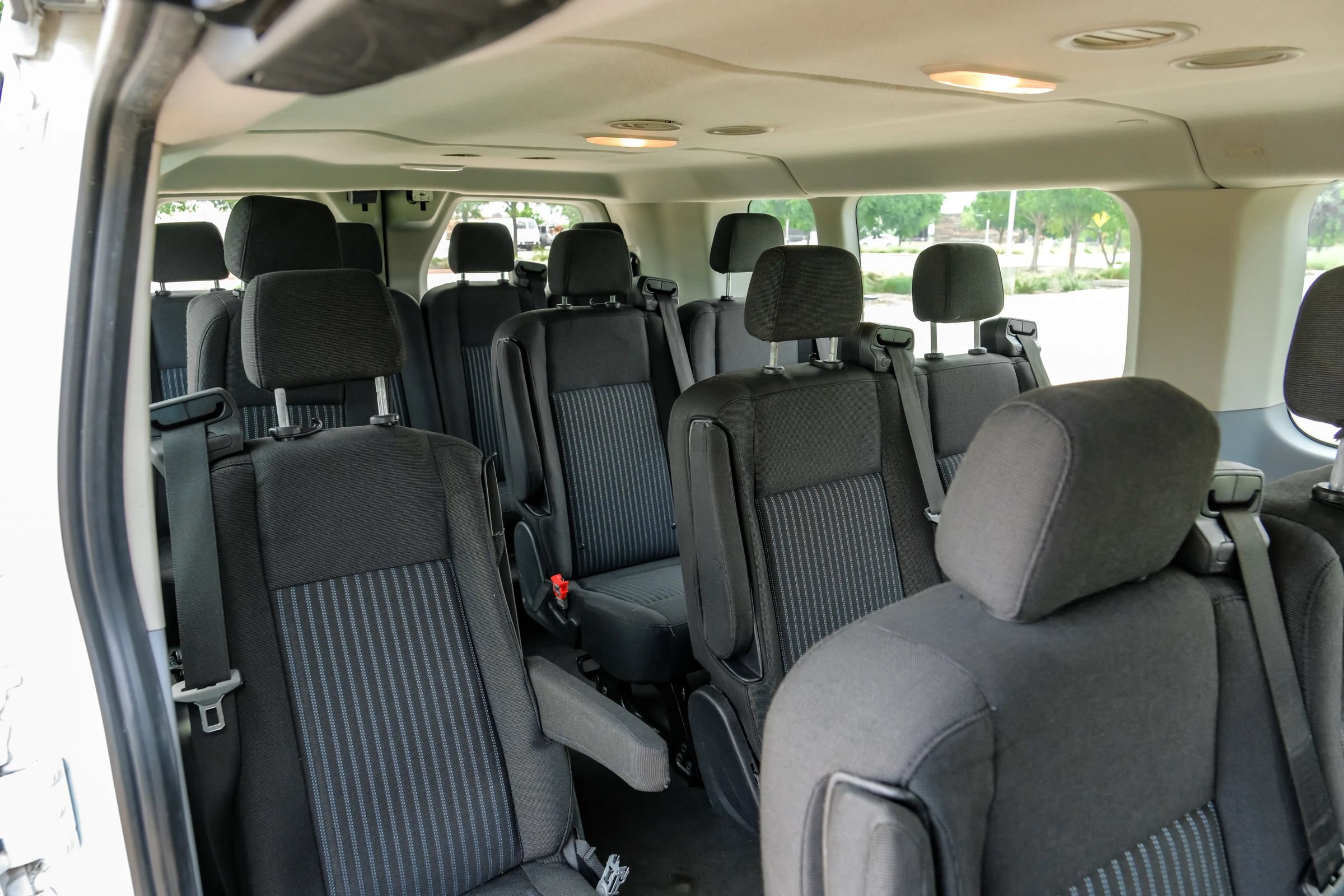 Used 2018 Ford Transit 350 XLT RWD image 34