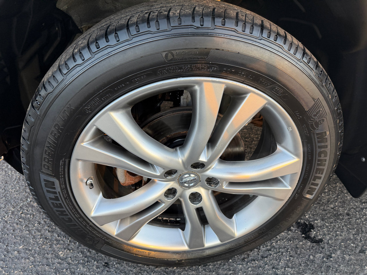 Used 2010 Nissan Murano LE w/ Navigation Pkg image 28