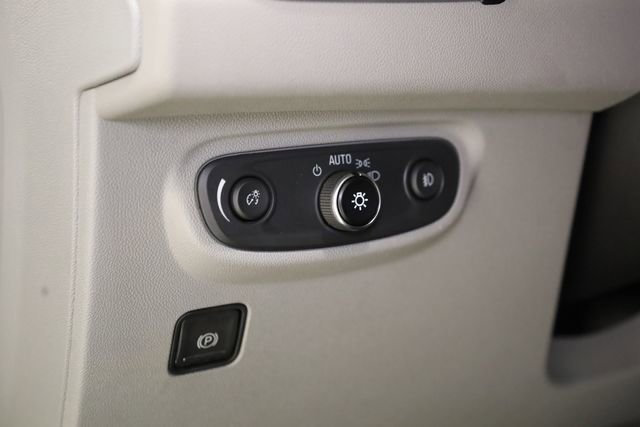 Used 2018 GMC Terrain SLT image 13