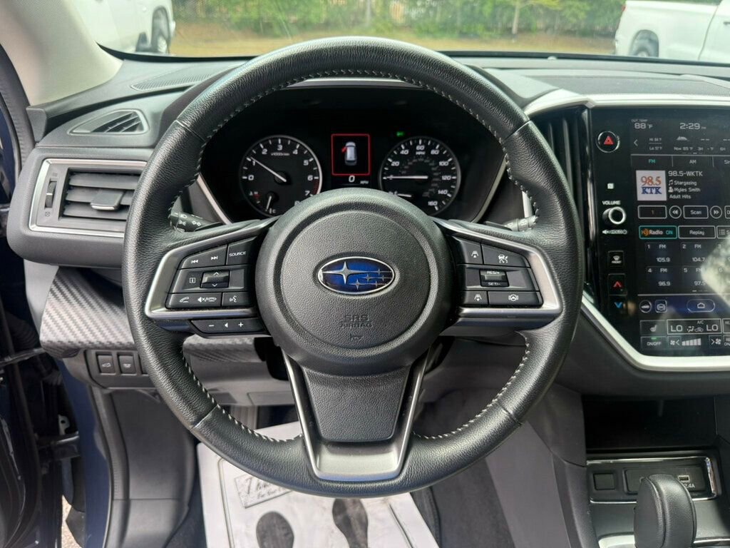 Used 2025 Subaru Ascent Premium AWD/4WD image 5