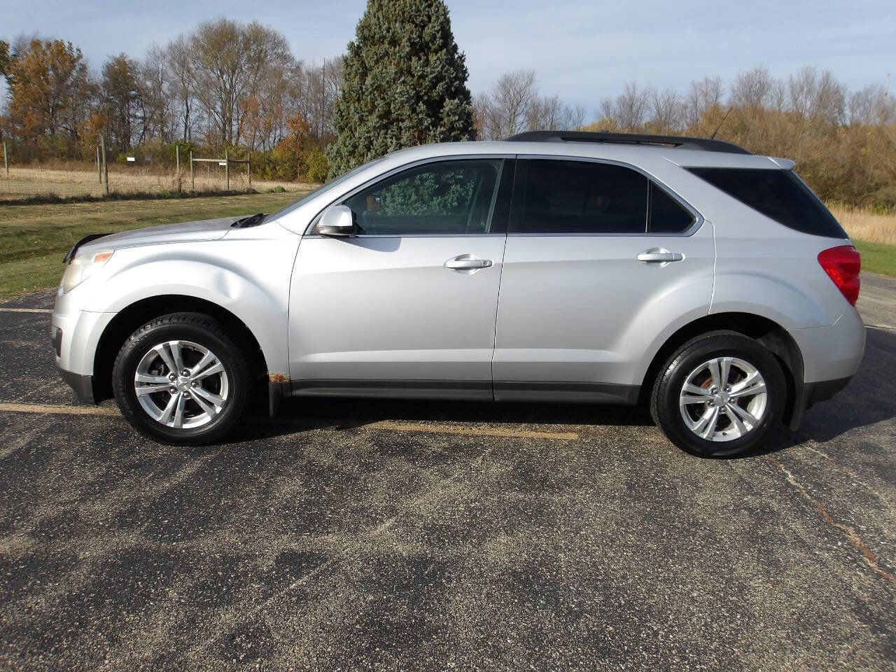 Used 2011 Chevrolet Equinox LT image 9