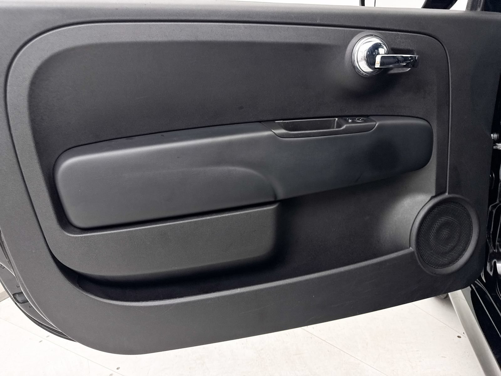 Used 2017 FIAT 500 e FWD image 18