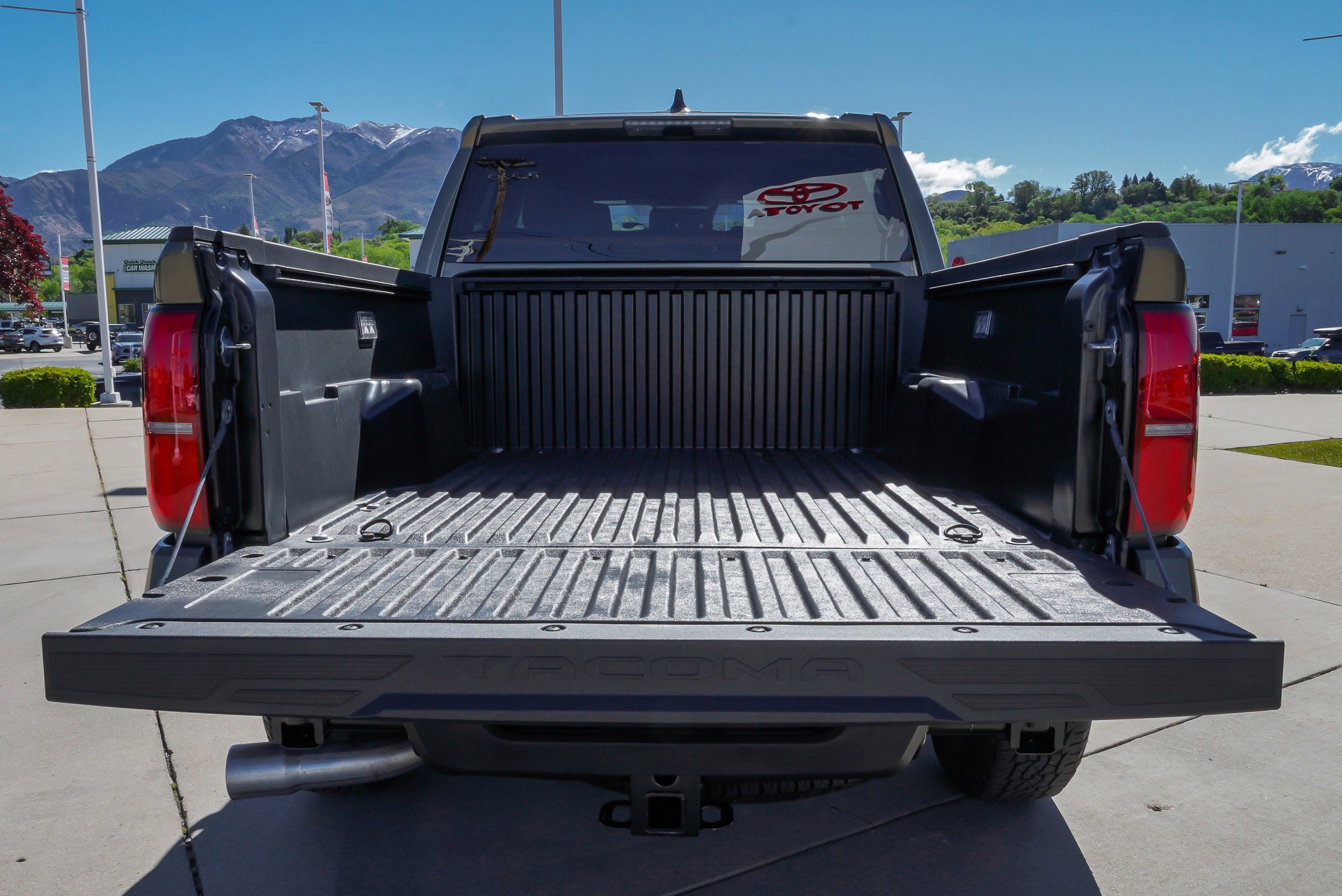 Certified 2026 Toyota Tacoma TRD Off-Road AWD/4WD image 14