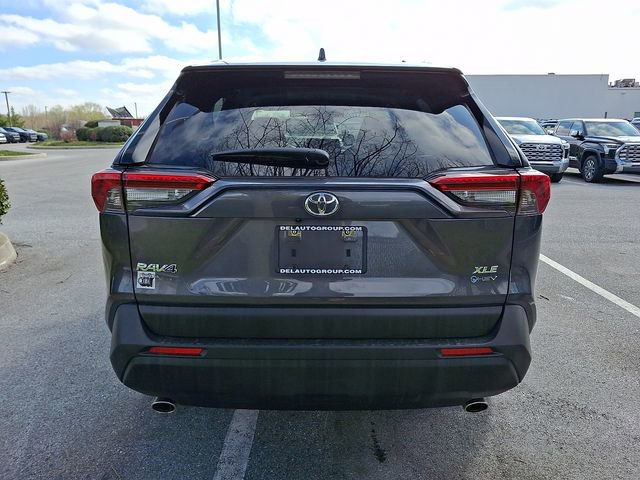 Used 2025 Toyota RAV4 XLE image 5