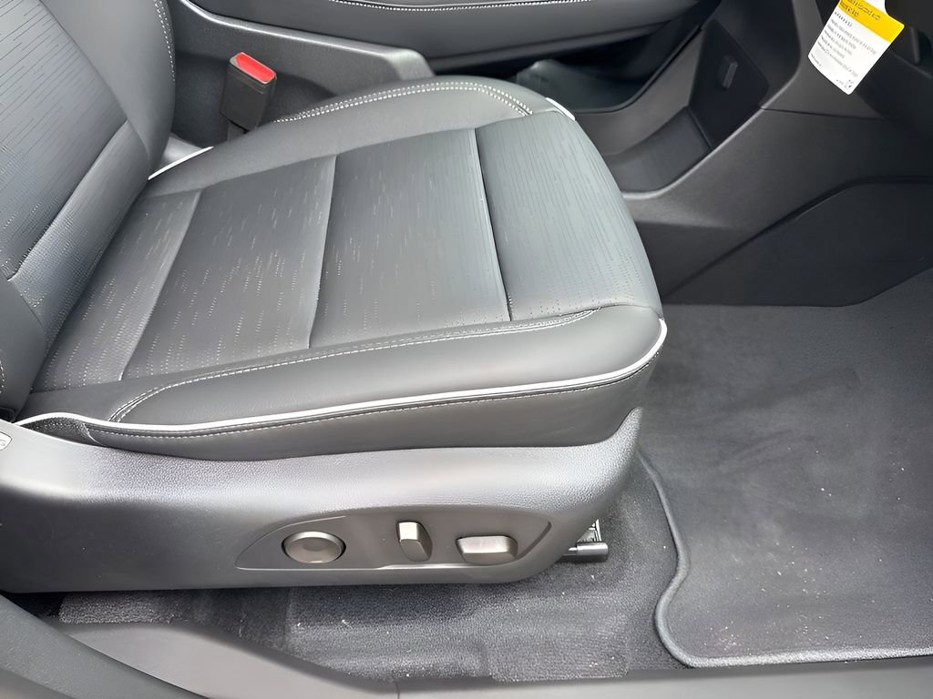 New 2025 Buick Enclave Sport Touring w/ Power Package image 22