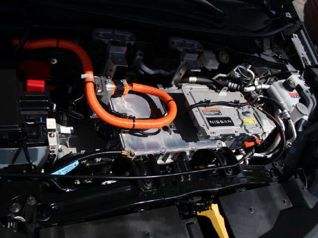 Used 2024 Nissan Ariya AWD image 33