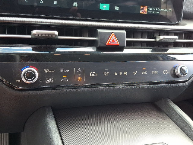 Used 2026 Kia Sportage EX AWD/4WD image 15