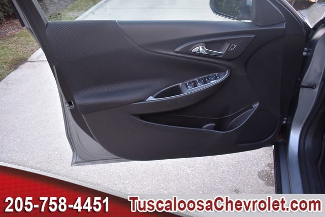 Used 2024 Chevrolet Malibu RS w/ LPO, Floor Liner Package image 16