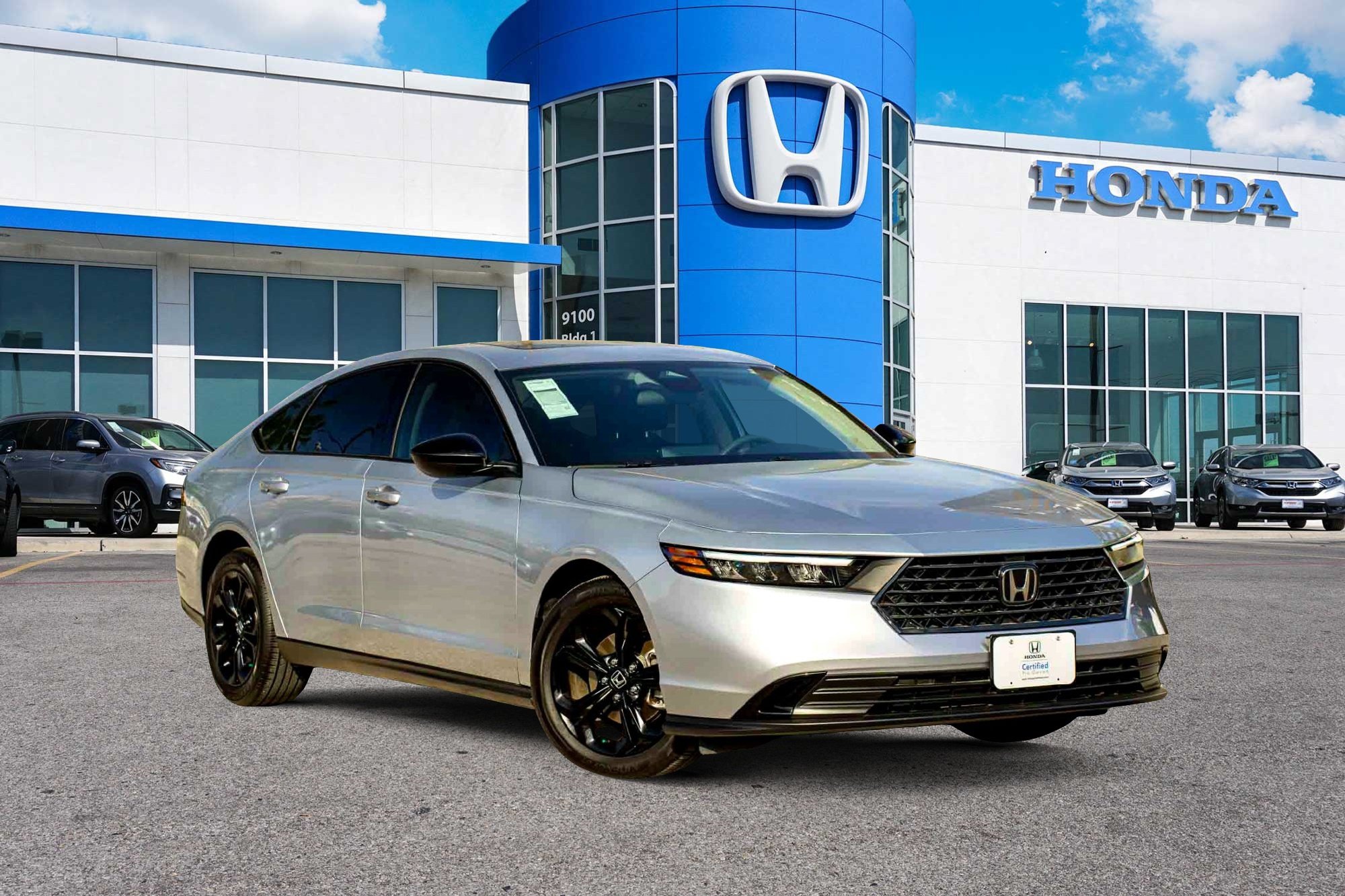 Certified 2025 Honda Accord SE image 1