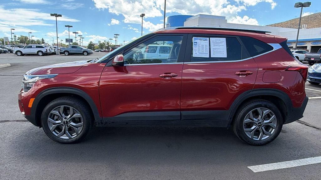 Used 2024 Kia Seltos S AWD/4WD image 6