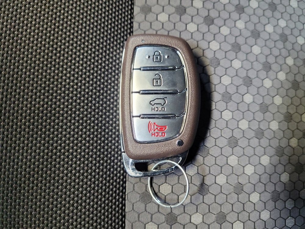 Used 2018 Hyundai Ioniq SEL image 32