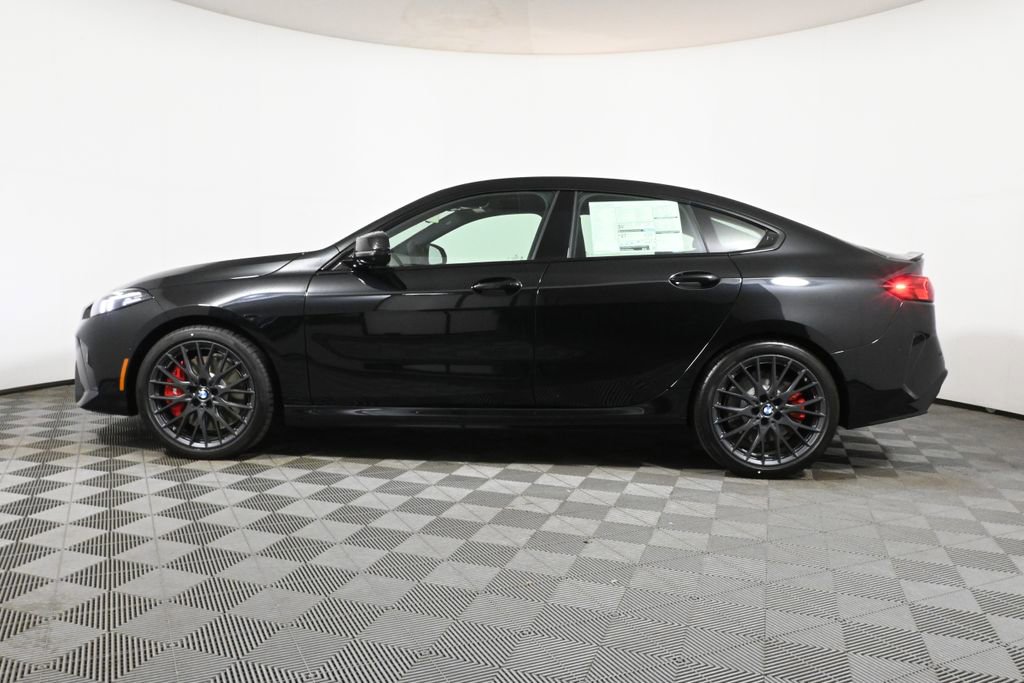 Used 2025 BMW M235i xDrive w/ Premium Package image 2