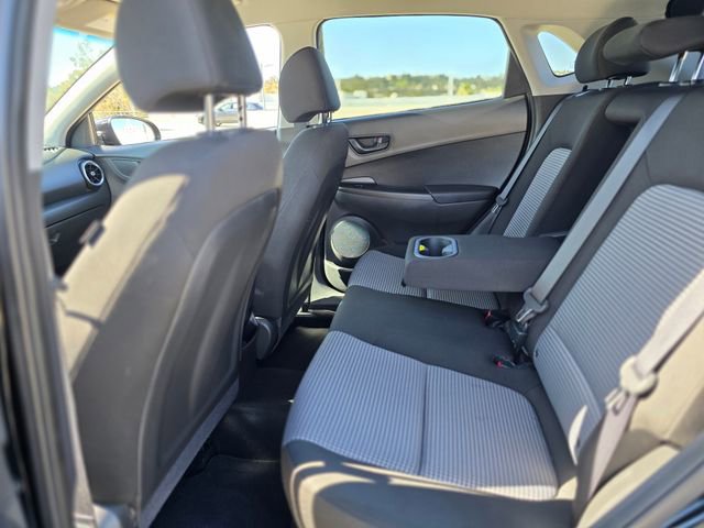 Used 2023 Hyundai Kona SE w/ Cargo Package image 14