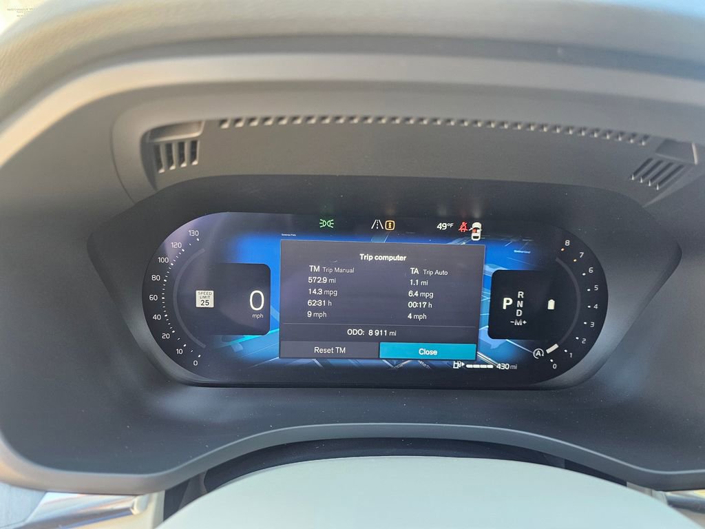 Certified 2023 Volvo XC60 B5 Plus w/ Protection Package Premier AWD/4WD image 20