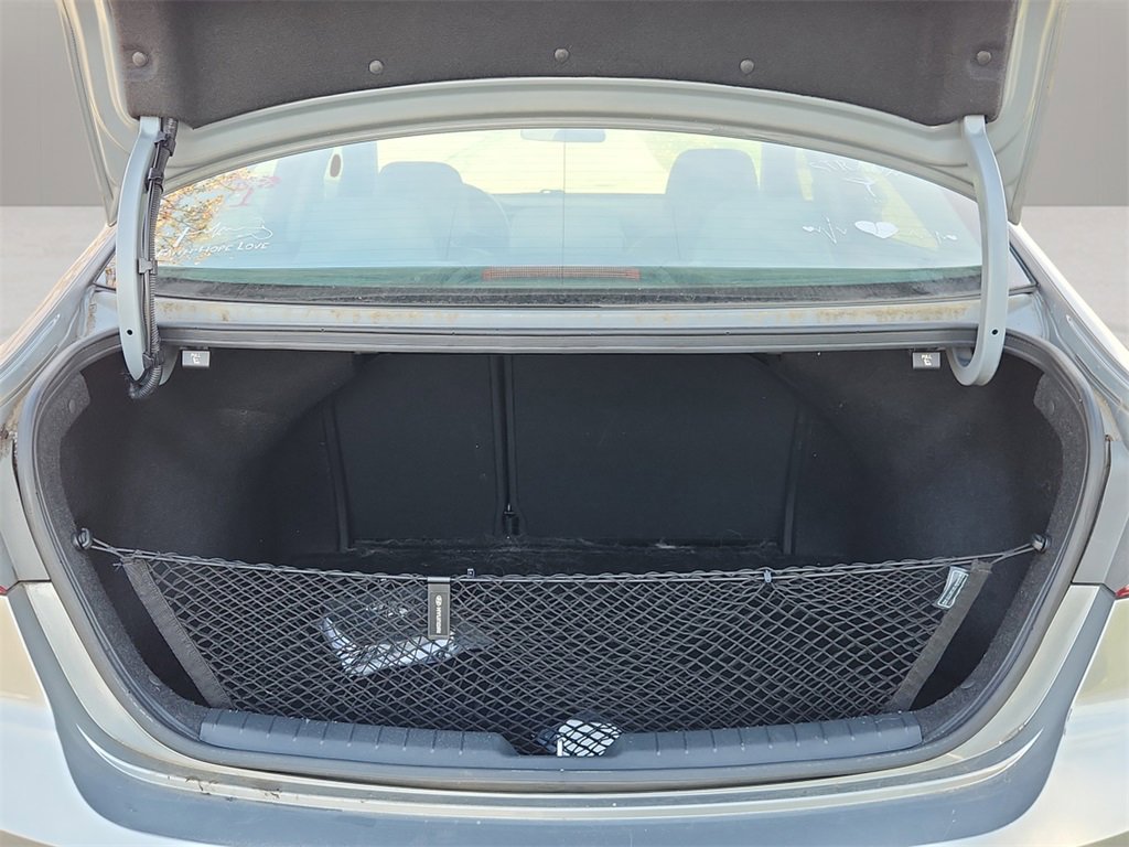 Used 2017 Hyundai Elantra SE image 23