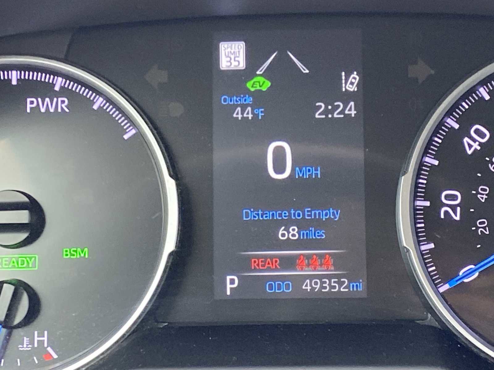 Used 2022 Toyota RAV4 LE image 20