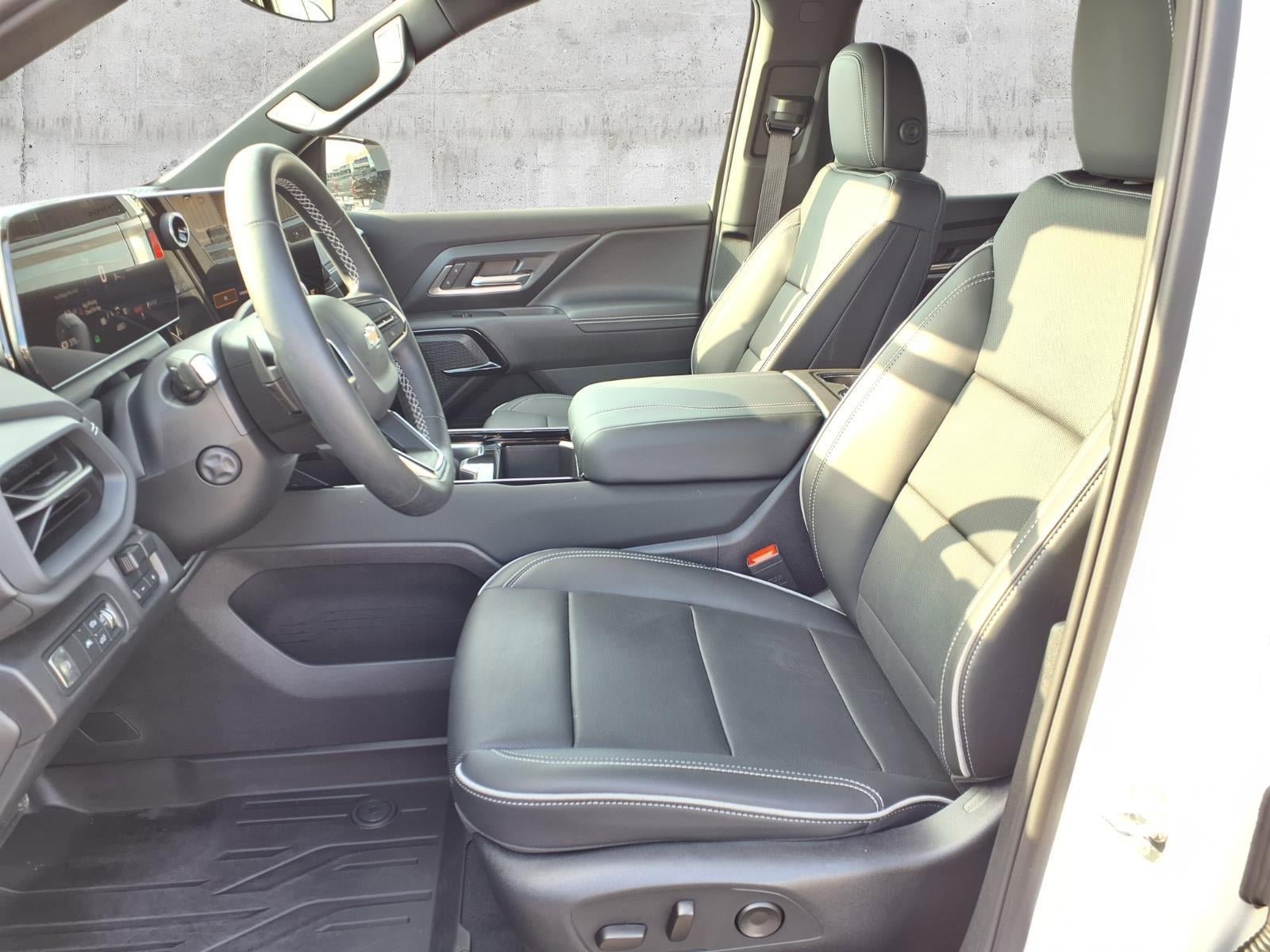 New 2025 Chevrolet Silverado EV LT AWD/4WD image 4