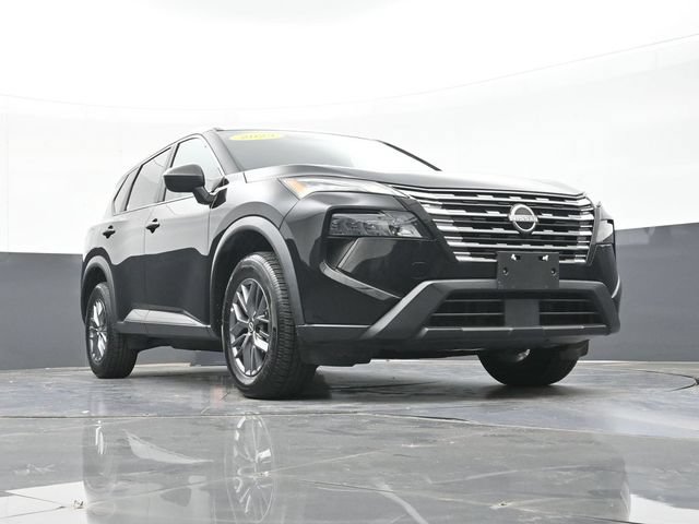 Used 2024 Nissan Rogue S AWD/4WD image 50