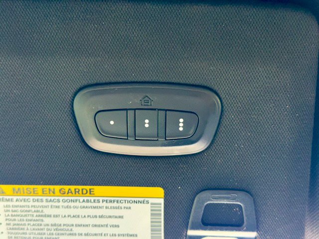 Used 2023 Jeep Grand Cherokee L Summit w/ Luxury Tech Group V AWD/4WD image 31