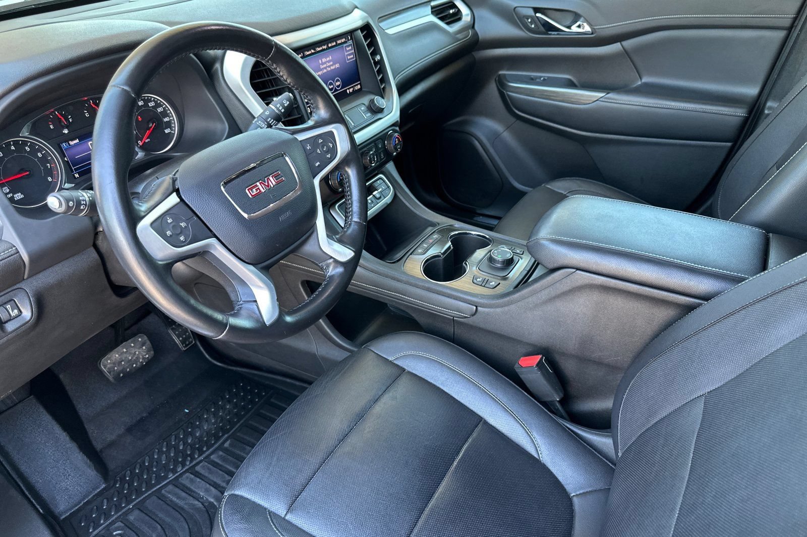 Certified 2020 GMC Acadia SLT AWD/4WD image 10