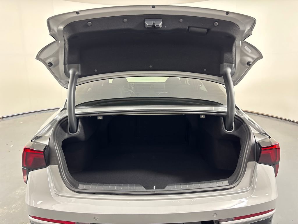 Used 2026 Kia K5 GT-Line image 32