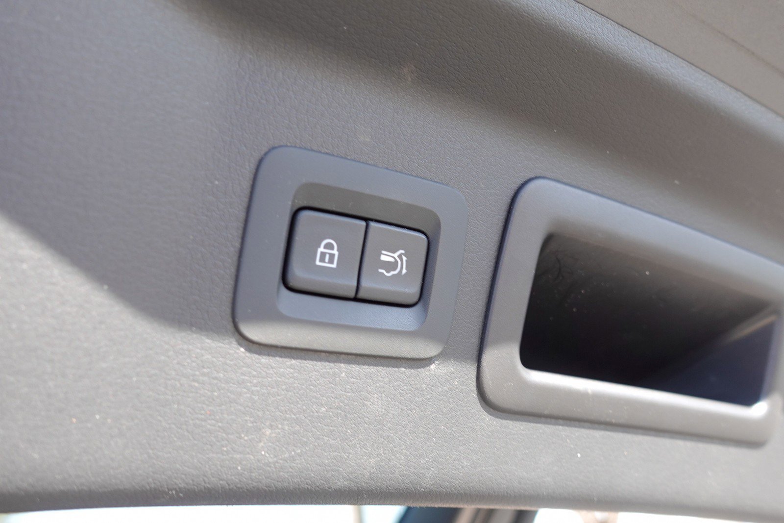 Certified 2024 MAZDA CX-90 Plug-In Hybrid w/ Preferred image 27