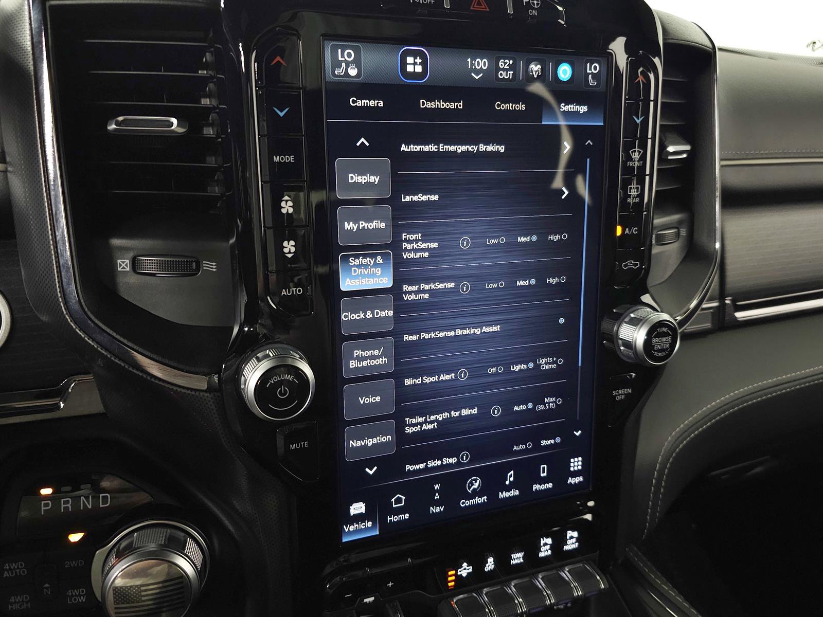Used 2024 RAM 1500 Limited AWD/4WD image 27